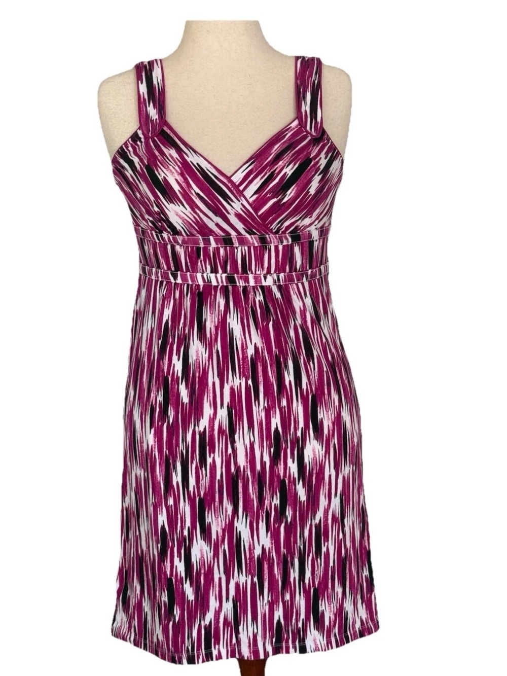 Sleeveless Pink Patterned V-Neck Empire Waist summer wedding guest dress